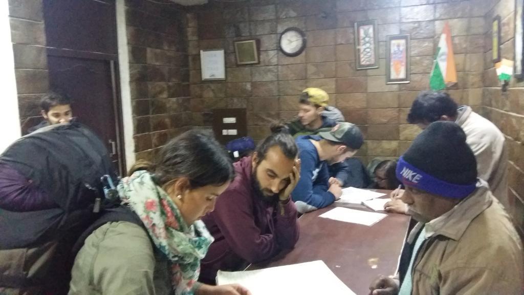 Hotel Safari Agra  Dış mekan fotoğraf