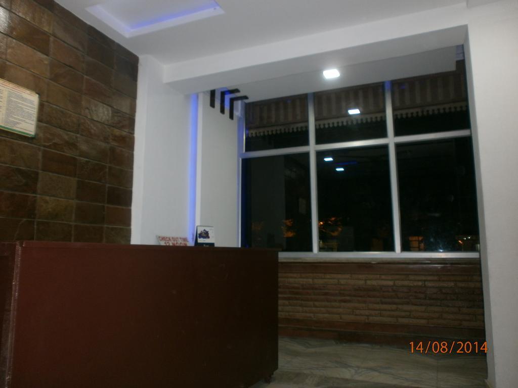 Hotel Safari Agra  Dış mekan fotoğraf