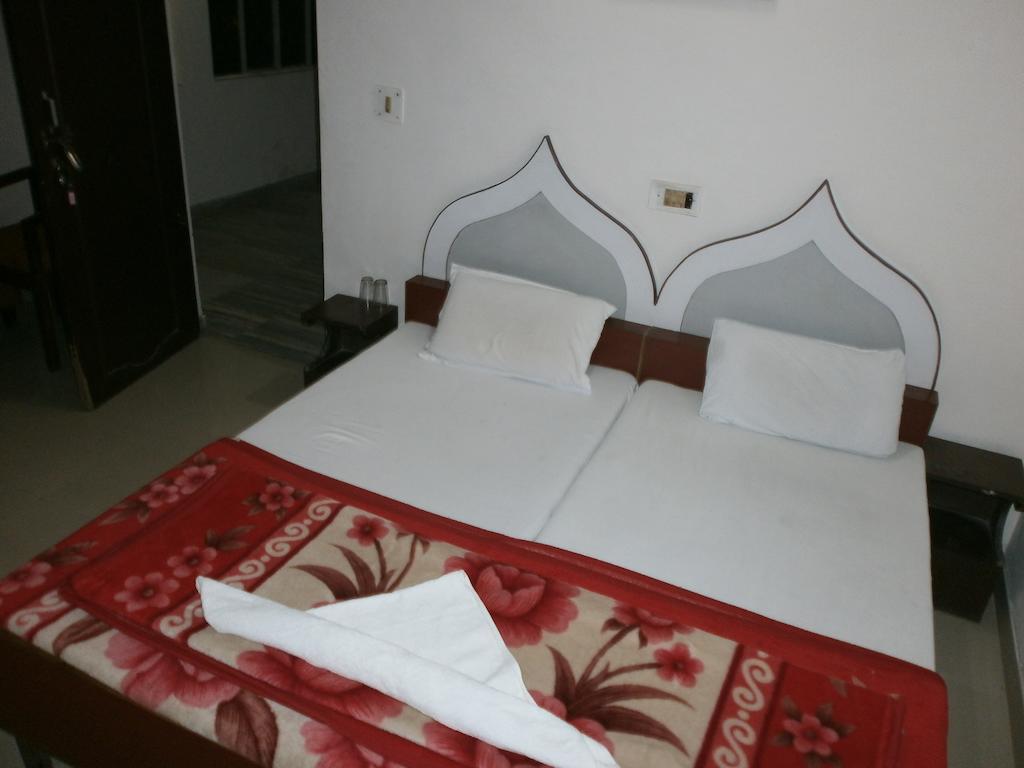 Hotel Safari Agra  Dış mekan fotoğraf