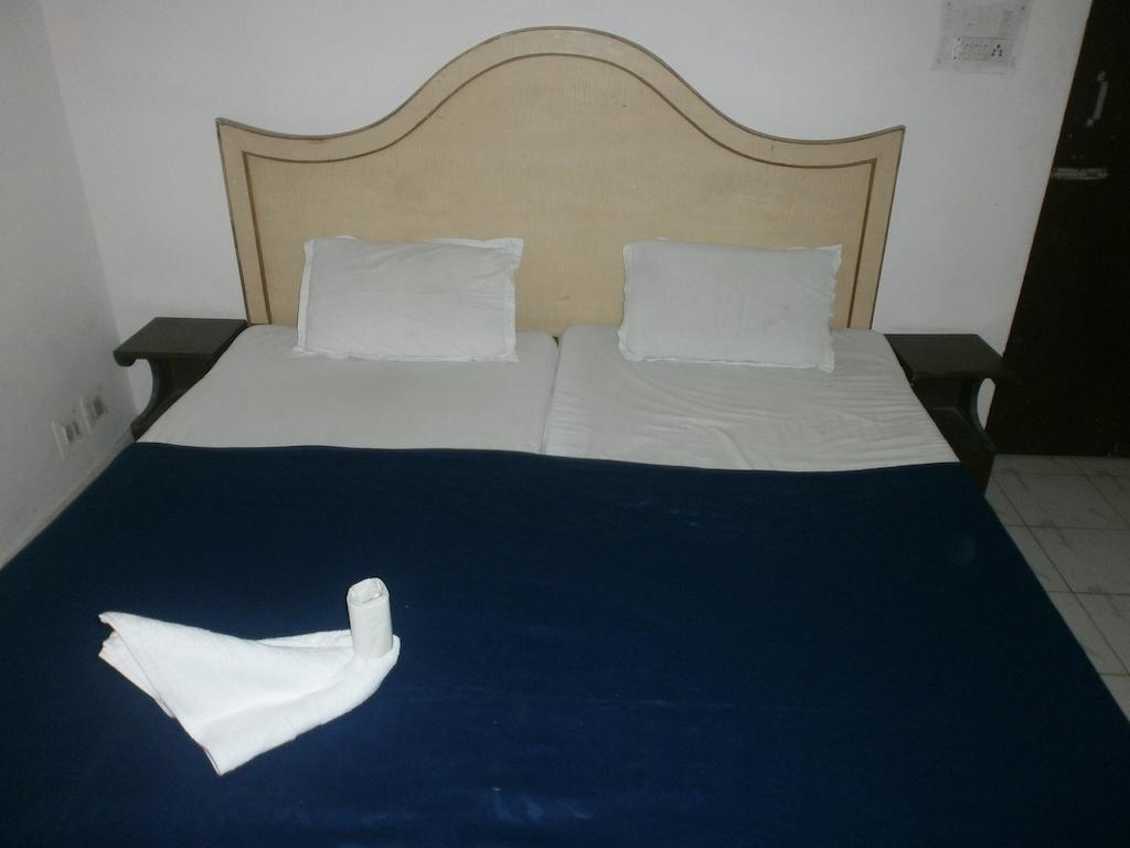 Hotel Safari Agra  Oda fotoğraf